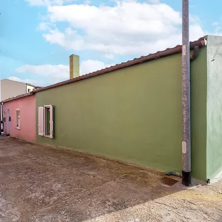 Sardinia Re - La Casa Di Alice בית הארחה